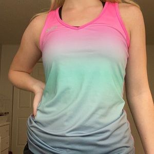 filas workout tank top